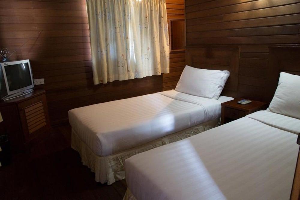 Ktm Resort Batam Sekupang Exterior photo