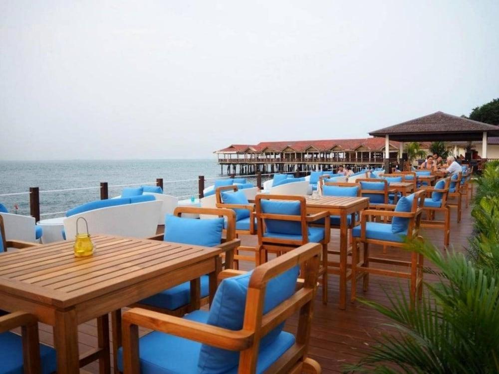 Ktm Resort Batam Sekupang Exterior photo